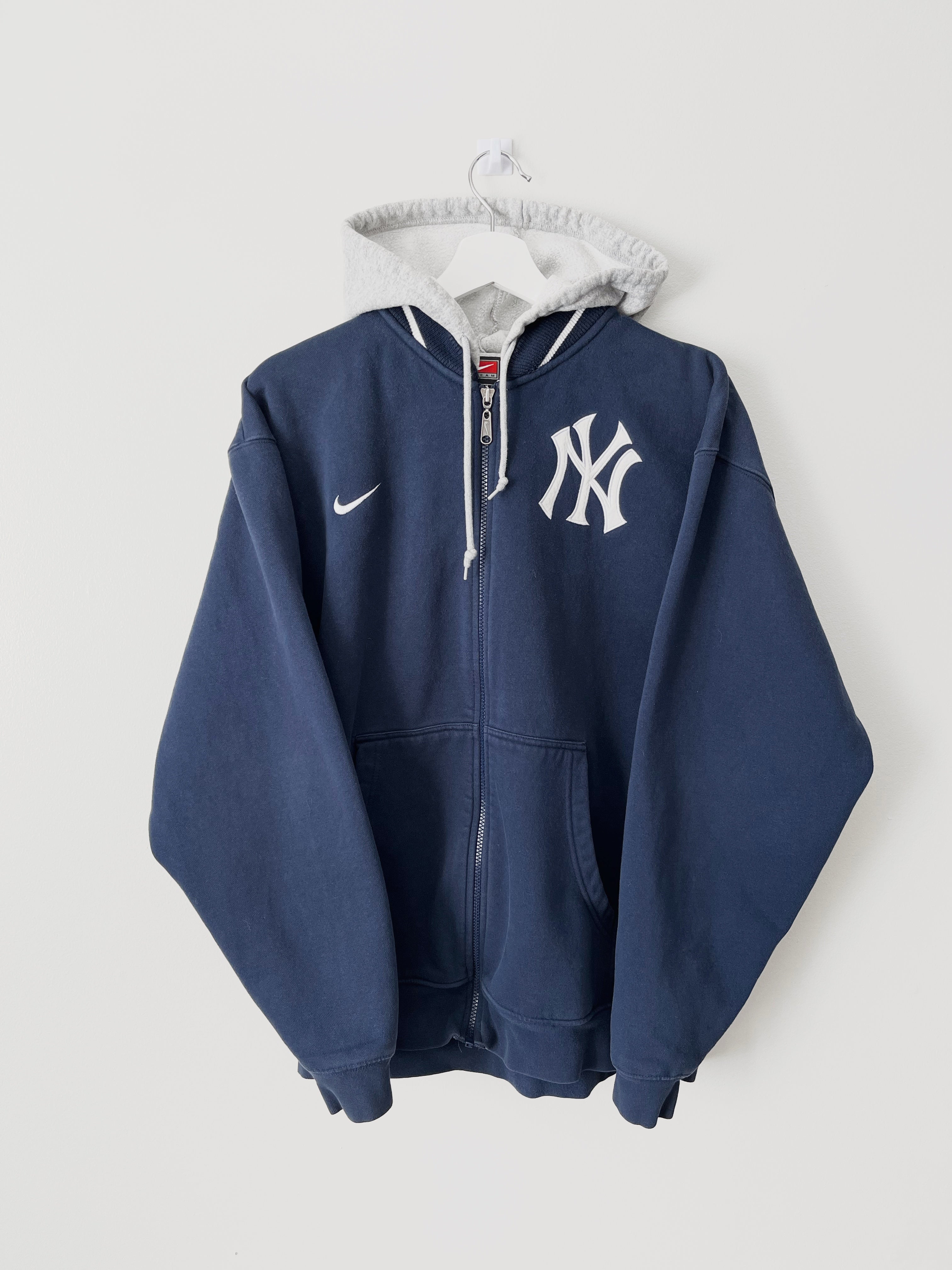 Nike x Yankees Hoodie1