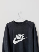 Load image into Gallery viewer, Nike Crewneck
